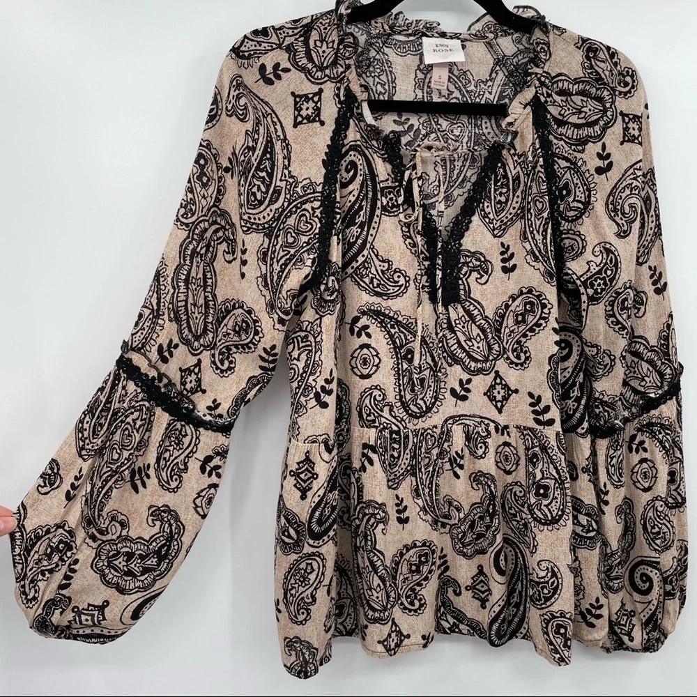 Knox Rose Beige & Black Paisley Print Boho Blouse - Picture 8 of 15